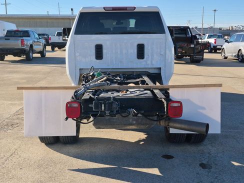 Used 2022 Chevrolet Silverado 3500 W/T w/ WT Convenience Package image 6