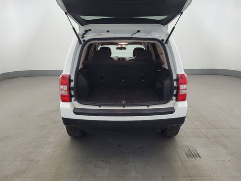 Used 2016 Jeep Patriot Sport w/ Power Value Group FWD image 29