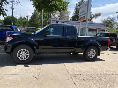 Used 2020 Nissan Frontier SV w/ SV Utility Package AWD/4WD image 2
