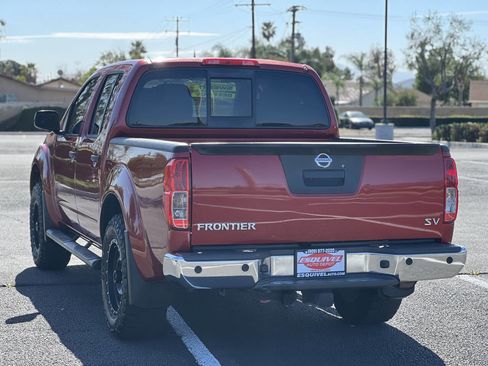 Used 2017 Nissan Frontier SV w/ SV Value Truck Package image 32