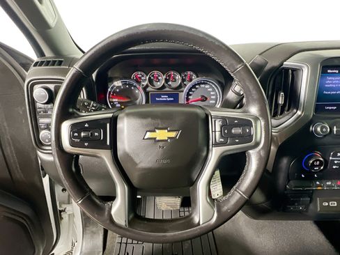 Used 2020 Chevrolet Silverado 1500 LT w/ Fleet Comfort Package AWD/4WD image 17