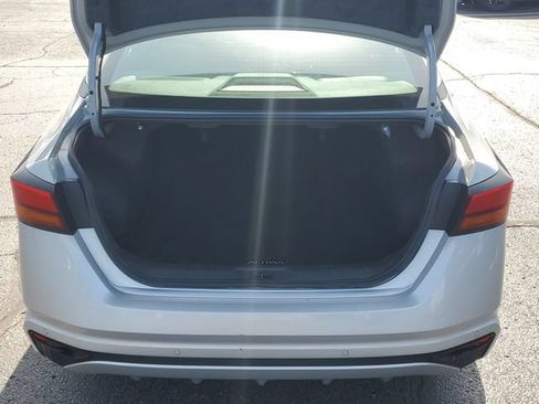 Used 2024 Nissan Altima 2.5 SV FWD image 28