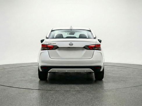 Used 2025 Nissan Versa SV image 7