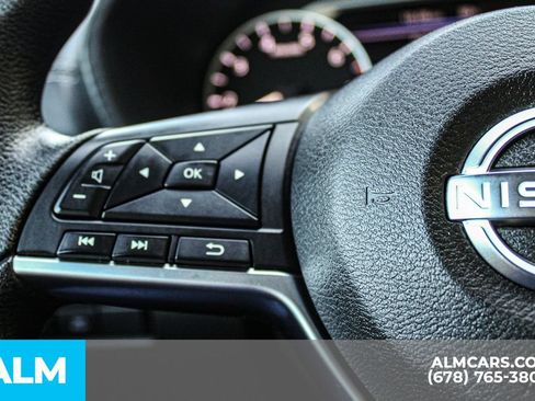 Used 2024 Nissan Sentra SV FWD image 22
