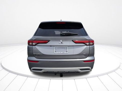 Used 2022 Mitsubishi Outlander SE FWD image 4