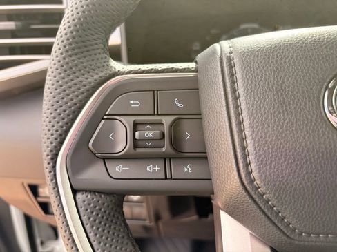 New 2026 Toyota Tundra Limited AWD/4WD image 19