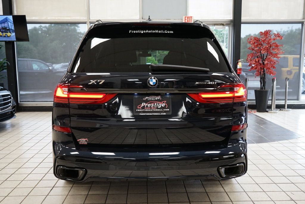 Used 2022 BMW X7 xDrive40i w/ M Sport Package AWD/4WD image 19