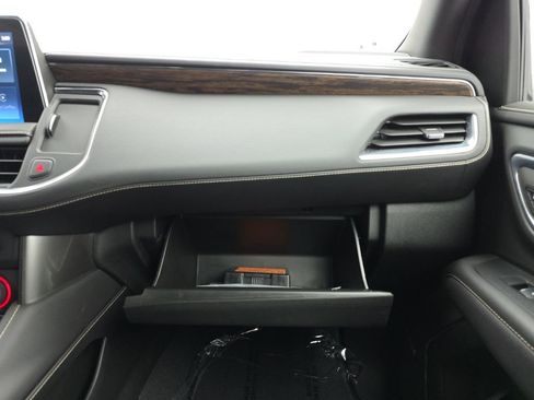 Used 2024 Chevrolet Tahoe Premier w/ Premium Package image 48