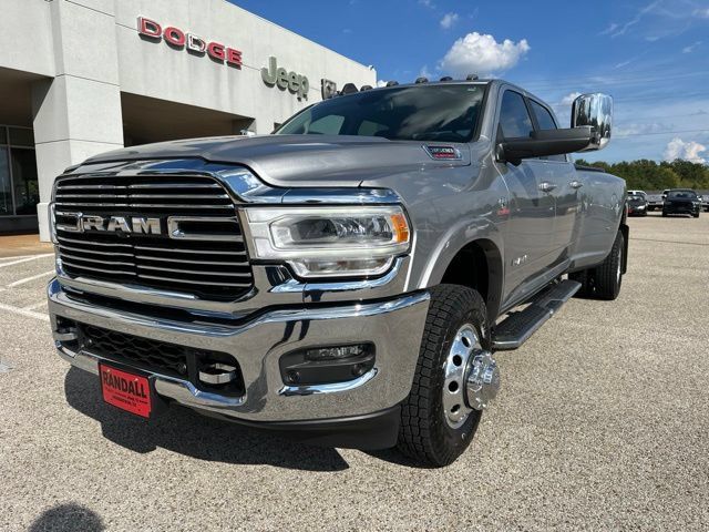 Used 2019 RAM 3500 Laramie AWD/4WD image 1