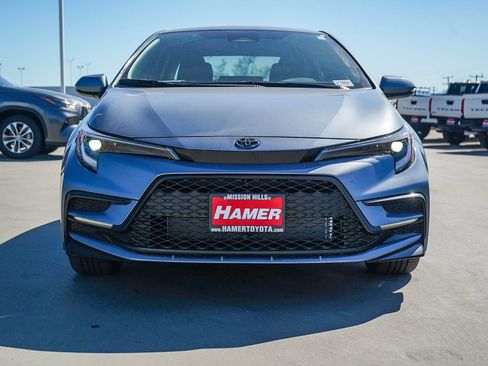 New 2026 Toyota Corolla SE FWD image 2