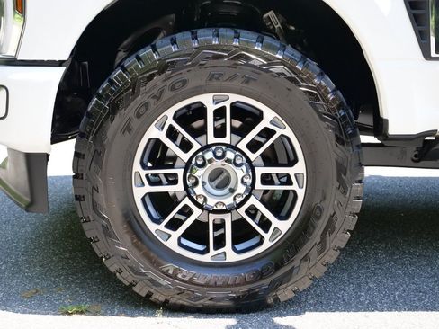 Used 2024 Ford F250 Limited w/ FX4 Off-Road Package AWD/4WD image 53