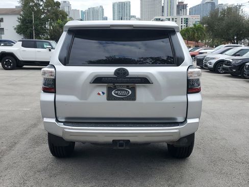 Used 2021 Toyota 4Runner TRD Off-Road Premium image 5