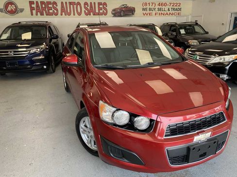 Used 2013 Chevrolet Sonic LT image 1
