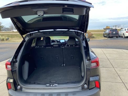 Used 2025 Ford Escape ST-Line image 25