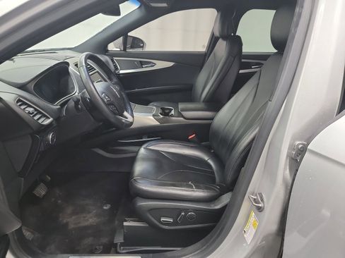 Used 2016 Lincoln MKX Premiere w/ Cargo Accessories Package image 13