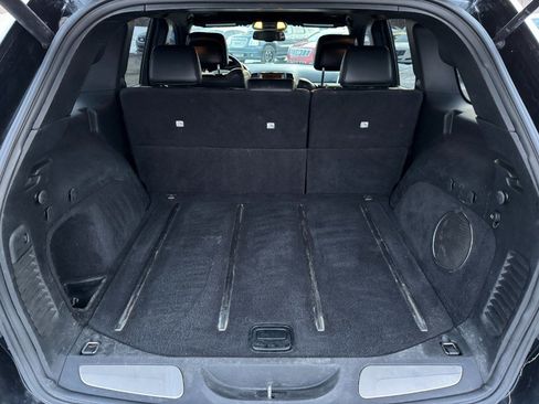 Used 2015 Jeep Grand Cherokee SRT w/ Luxury Group II image 17