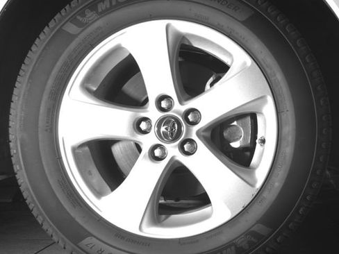 Used 2014 Toyota Sienna XLE FWD image 11