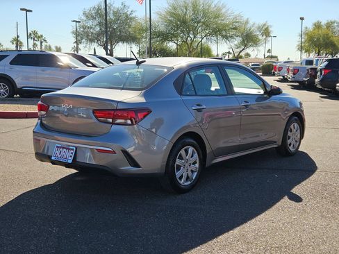 Used 2022 Kia Rio S image 5