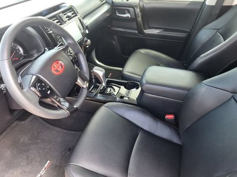 Used 2022 Toyota 4Runner TRD Off-Road Premium w/ Moonroof Package AWD/4WD image 12