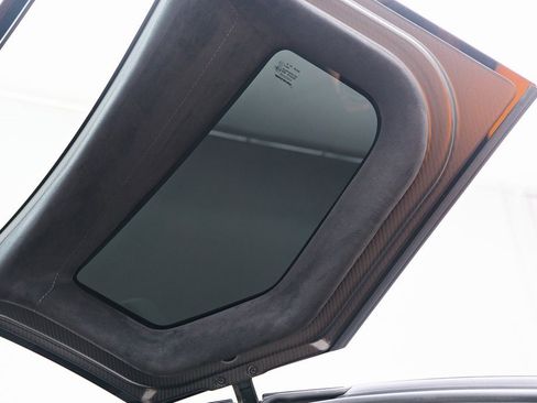 Used 2019 McLaren Senna image 55