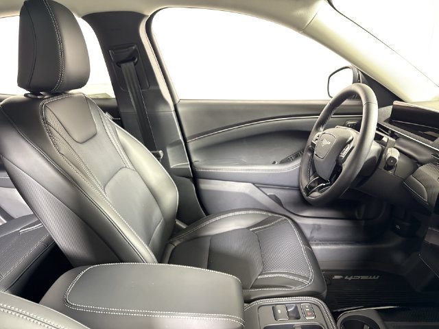 New 2025 Ford Mustang Mach-E Premium w/ Interior Protection Package AWD/4WD image 9
