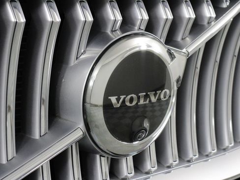 Used 2023 Volvo XC90 T8 Ultimate w/ Protection Package Premier AWD/4WD image 27