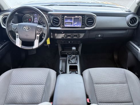 Used 2020 Toyota Tacoma SR5 image 16