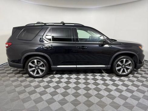 Used 2024 Honda Pilot Elite image 7