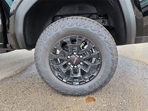 New 2026 GMC Canyon Elevation w/ Convenience Package image 27