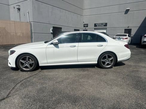 Used 2017 Mercedes-Benz E 300 4MATIC image 6
