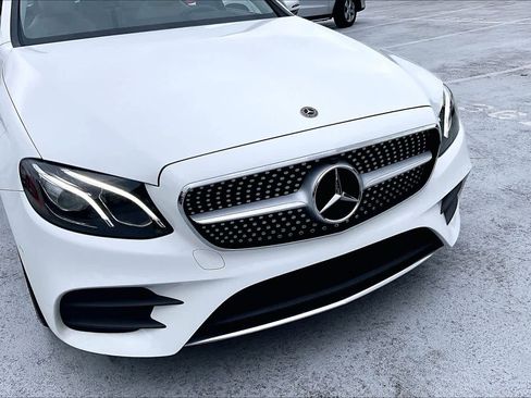 Used 2020 Mercedes-Benz E 350 4MATIC Sedan w/ Parking Assistance Package image 30