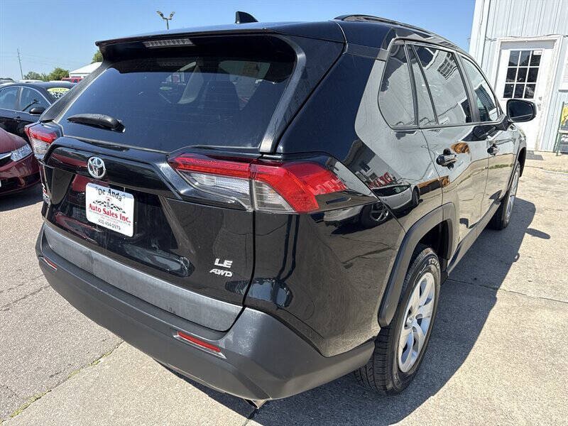 Used 2021 Toyota RAV4 LE AWD/4WD image 7