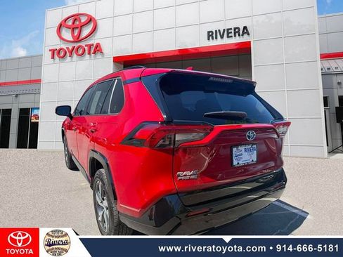 Used 2023 Toyota RAV4 SE w/ Weather & Moonroof Package AWD/4WD image 7