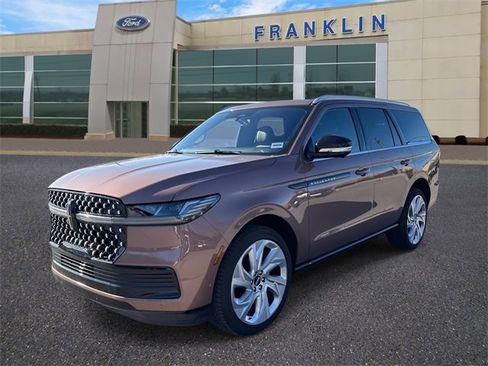 New 2025 Lincoln Navigator Black Label image 3