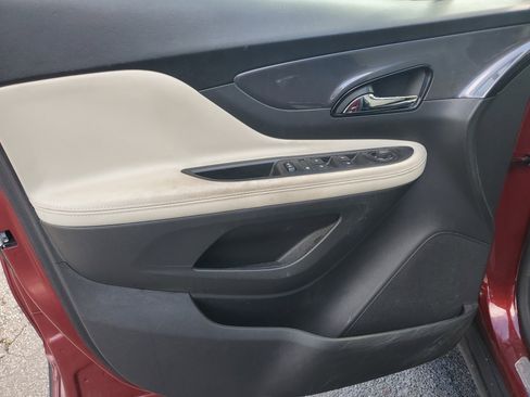 Used 2022 Buick Encore Preferred w/ Safety Package image 7