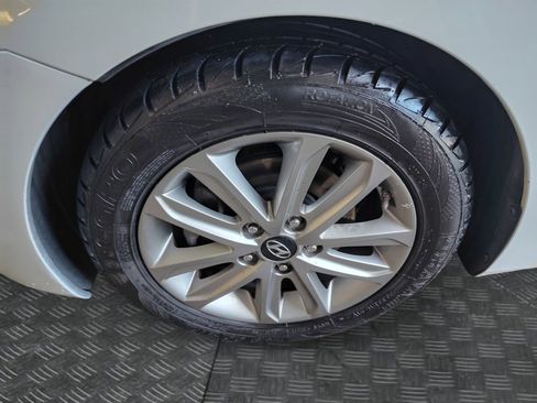 Used 2014 Hyundai Elantra SE w/ Option Group 02 image 22