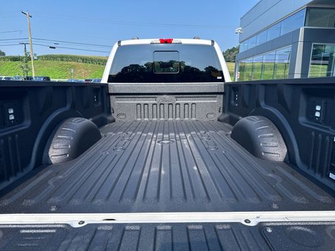 New 2025 Ford F350 Platinum w/ Platinum Plus Package image 17