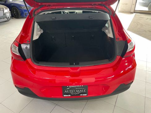 Used 2017 Chevrolet Cruze LT w/ Convenience Package image 7