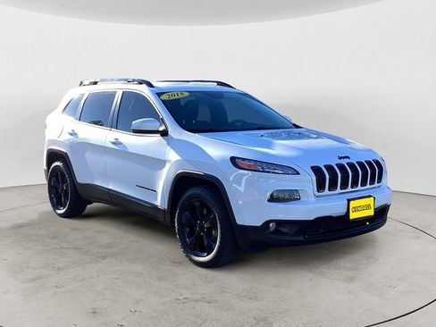 Used 2018 Jeep Cherokee Limited w/ High Altitude Package image 7