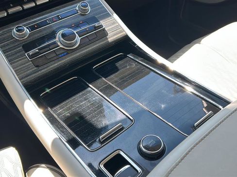 Used 2023 Lincoln Aviator Black Label w/ Class IV Trailer Tow Package image 23