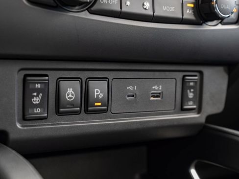 New 2026 Nissan Frontier SV w/ SV Convenience Package AWD/4WD image 20