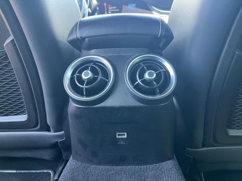 Used 2018 Alfa Romeo Giulia Quadrifoglio w/ Driver Assist Dynamic Package RWD image 27
