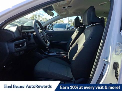 New 2025 Kia K4 LXS image 9