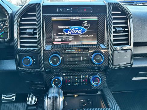 Used 2015 Ford F150 XLT w/ Equipment Group 302A Luxury image 19