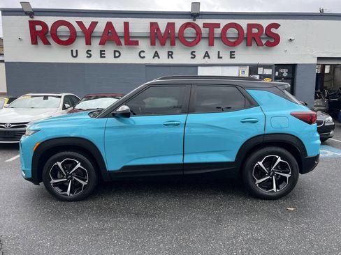 Used 2021 Chevrolet TrailBlazer RS w/ Sun and Liftgate Package image 18