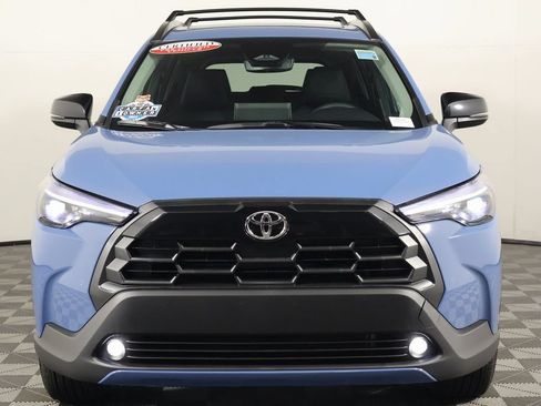 Used 2026 Toyota Corolla Cross XLE w/ Convenience Package FWD image 2