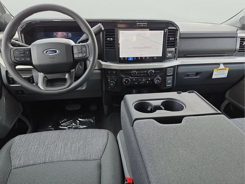 New 2026 Ford F350 XLT w/ XLT Premium Package AWD/4WD image 9