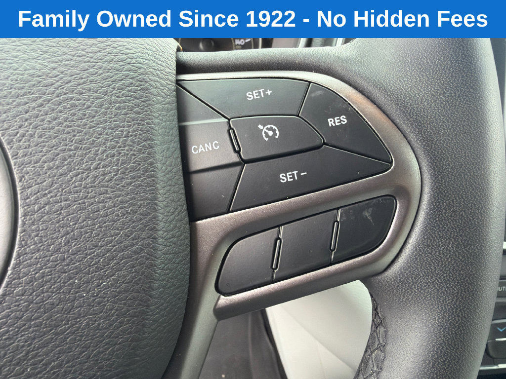 Used 2021 Jeep Cherokee Latitude Lux FWD image 25