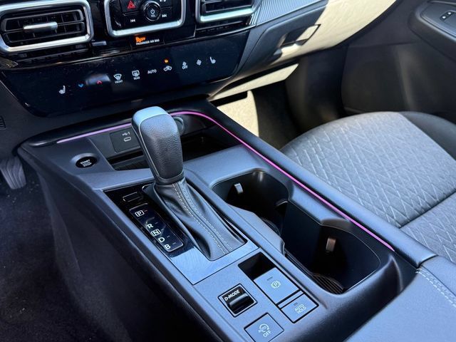 Used 2026 Nissan Sentra SV w/ SV Convenience Package FWD image 13
