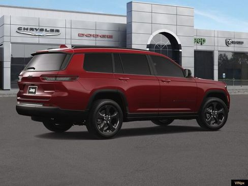 Used 2024 Jeep Grand Cherokee L Altitude AWD/4WD image 8